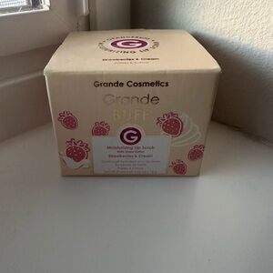 Grande Cosmetics Grande Buff Moisturizing Lip Scrub